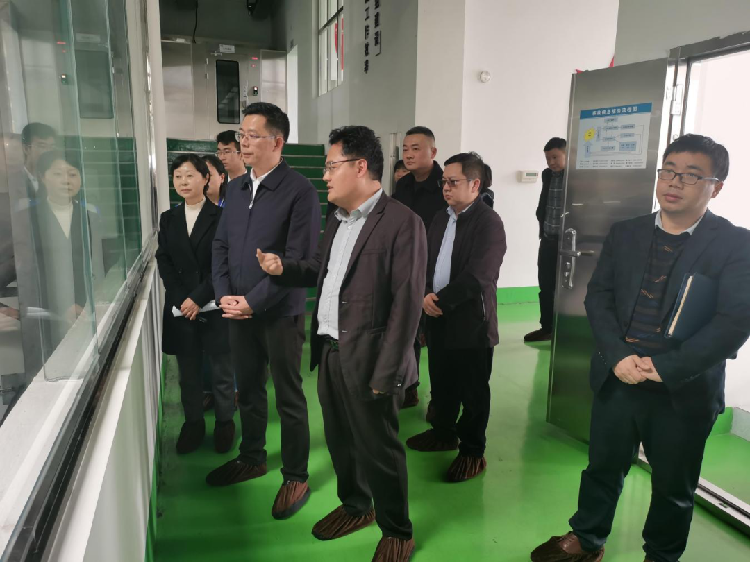 1619159894981371.png 640.png